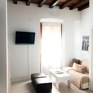Pasaje De Amores Sevilla